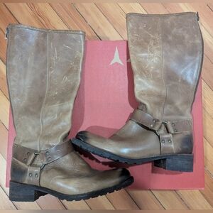 L.L. Bean knee high leather boots, size 9.5